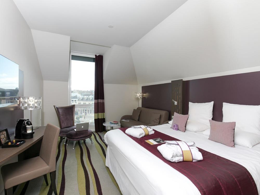 Hotel Mercure Cathedrale Chartres