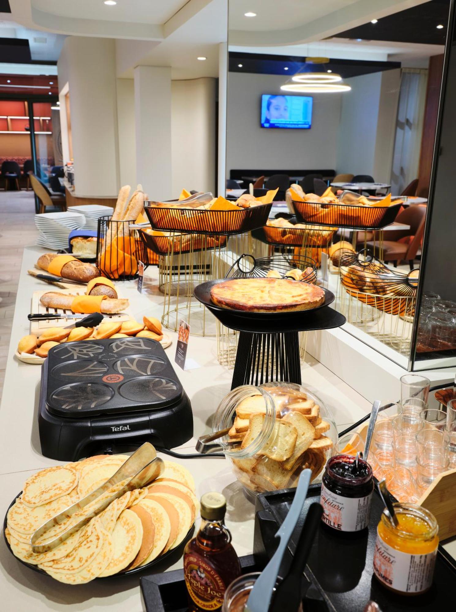 Mercure Cathedrale Hotel 4*