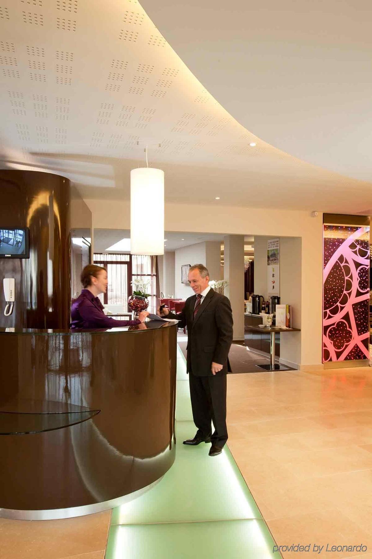 Mercure Cathedrale Hotel 4*